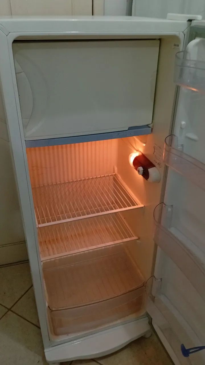Geladeira consul funcionando entrego sem custos dependendo do local  ! - Foto 6