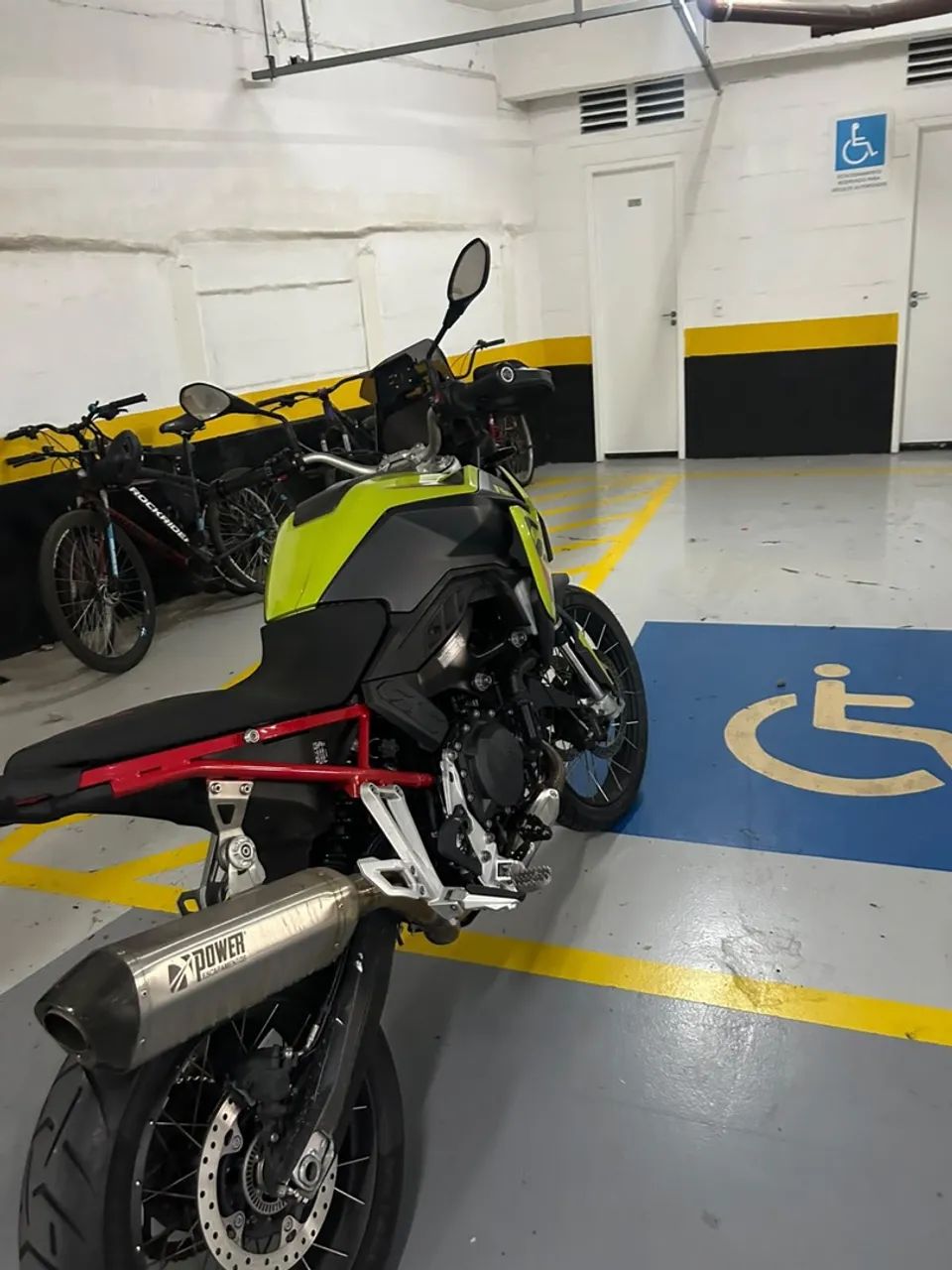 F900  gs  - Foto 3