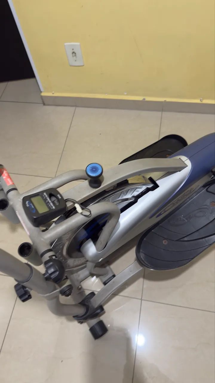 Aparelho de caminhada Orbitrek Elite  - Foto 2