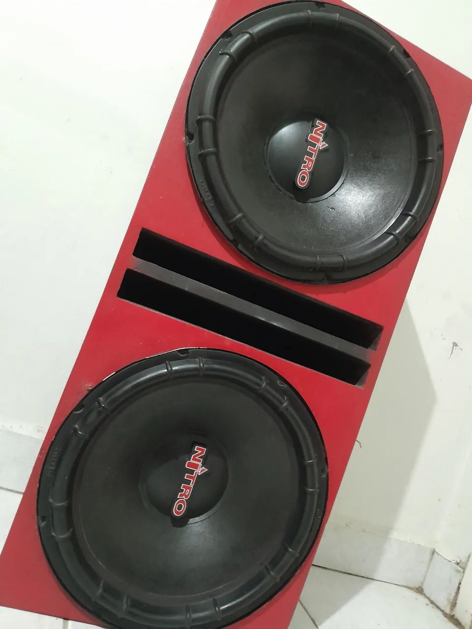 Caixa som com 2 Nitro 15 polegadas 700 RMS.