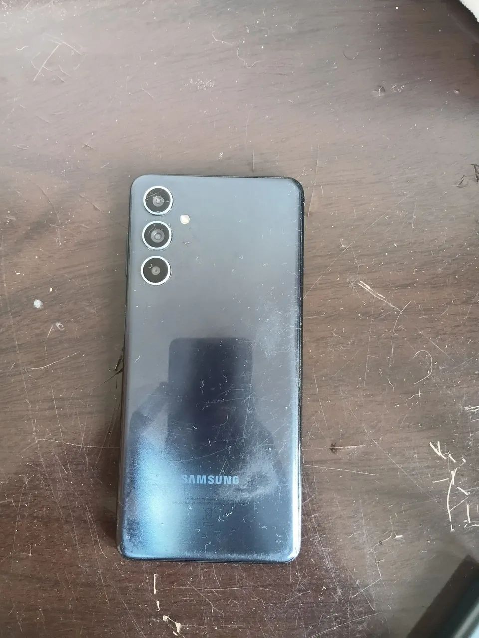 Samsung M54 5G com tela trincada mais funcionando - Foto 3