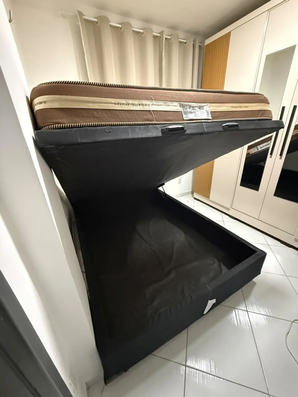 Cama Box com Baú e colchão ortopédico 