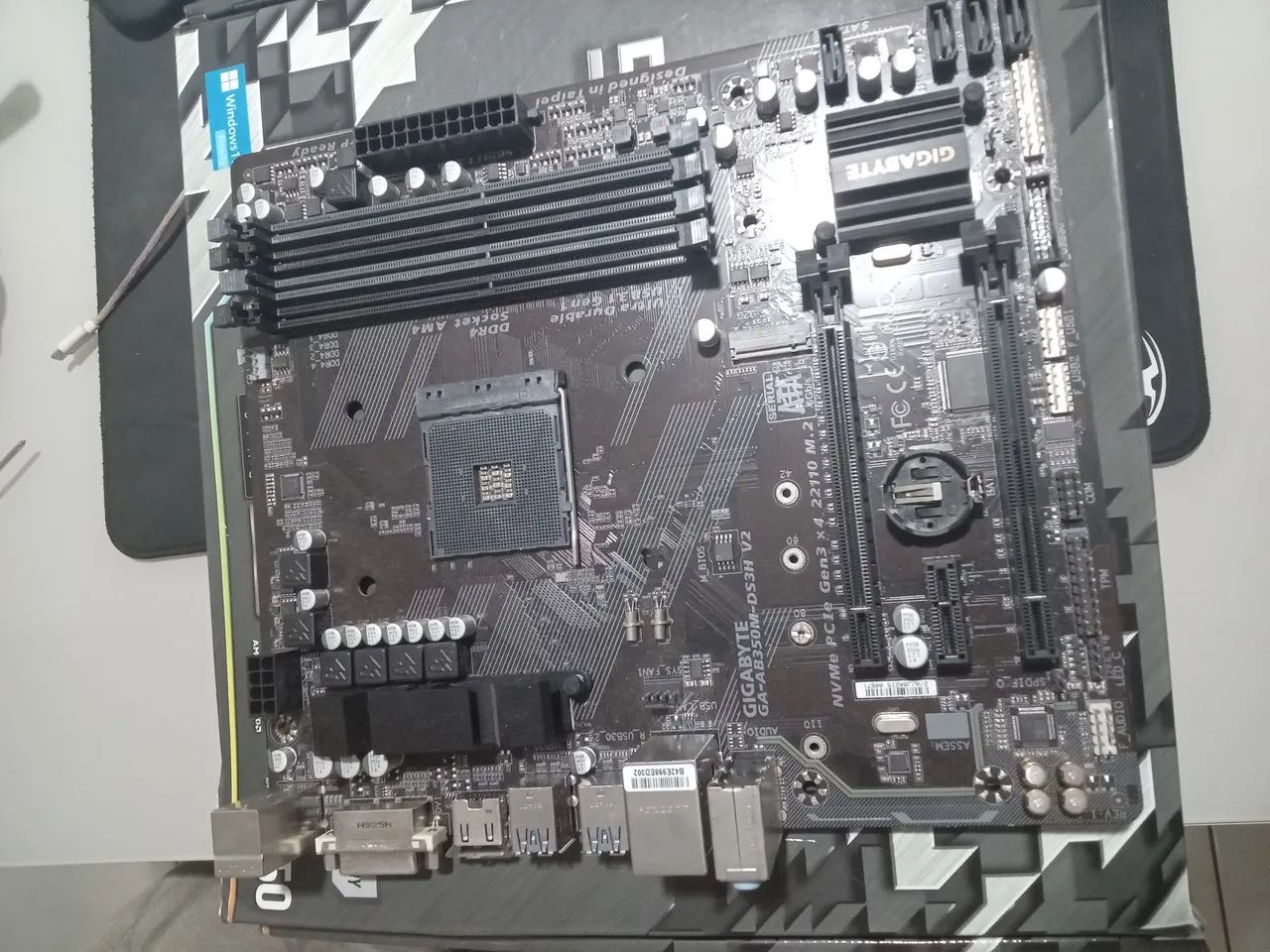 Placa mãe B350m Gigabyte NÃO FUNCIONA