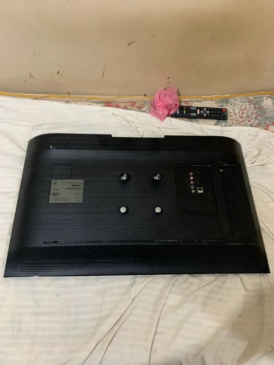 TV para retirada de peças  - Foto 2