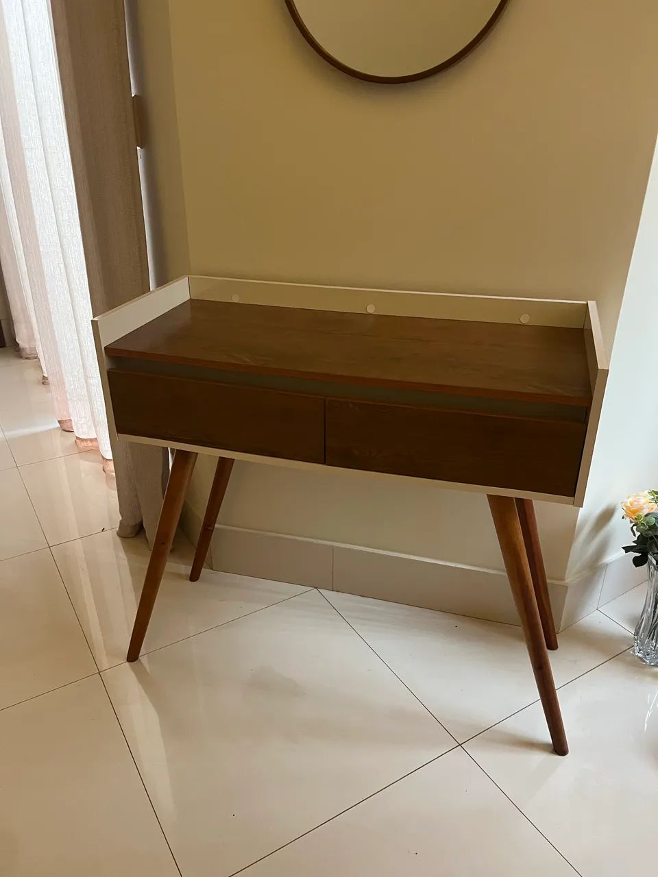 Escrivaninha Retrô com 2 Gavetas - Madeira e Off White