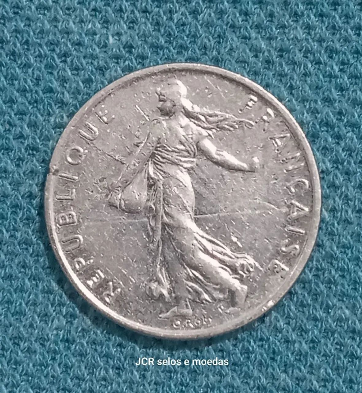 Moeda francesa 1/2 franco 1977