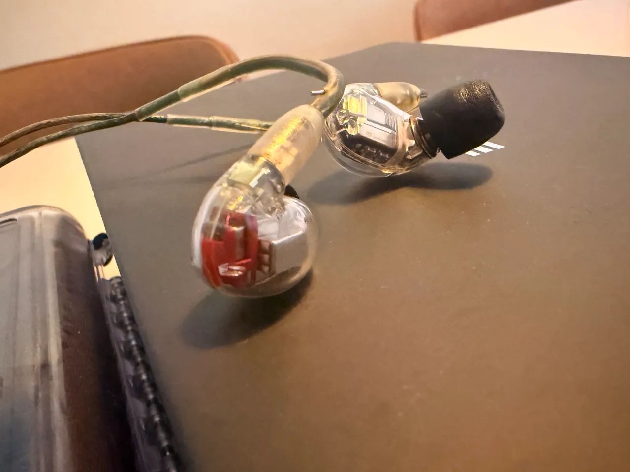 In ear (fone) Shure Se846 o Mais Top do Mercado  - Foto 4