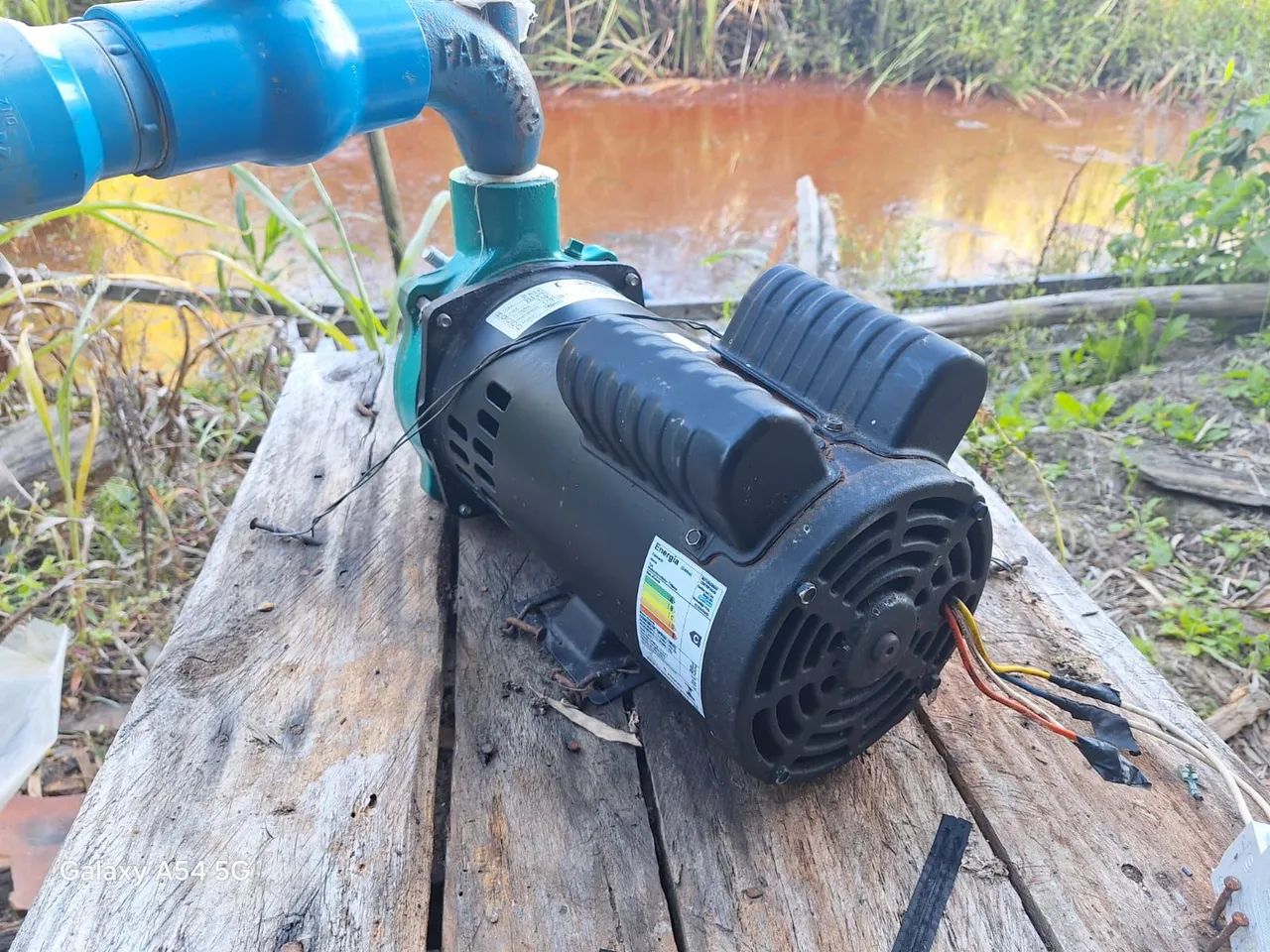 Vende-se motor 3 CV monofasico com 25 barras de cano 2 polegadas - Foto 2