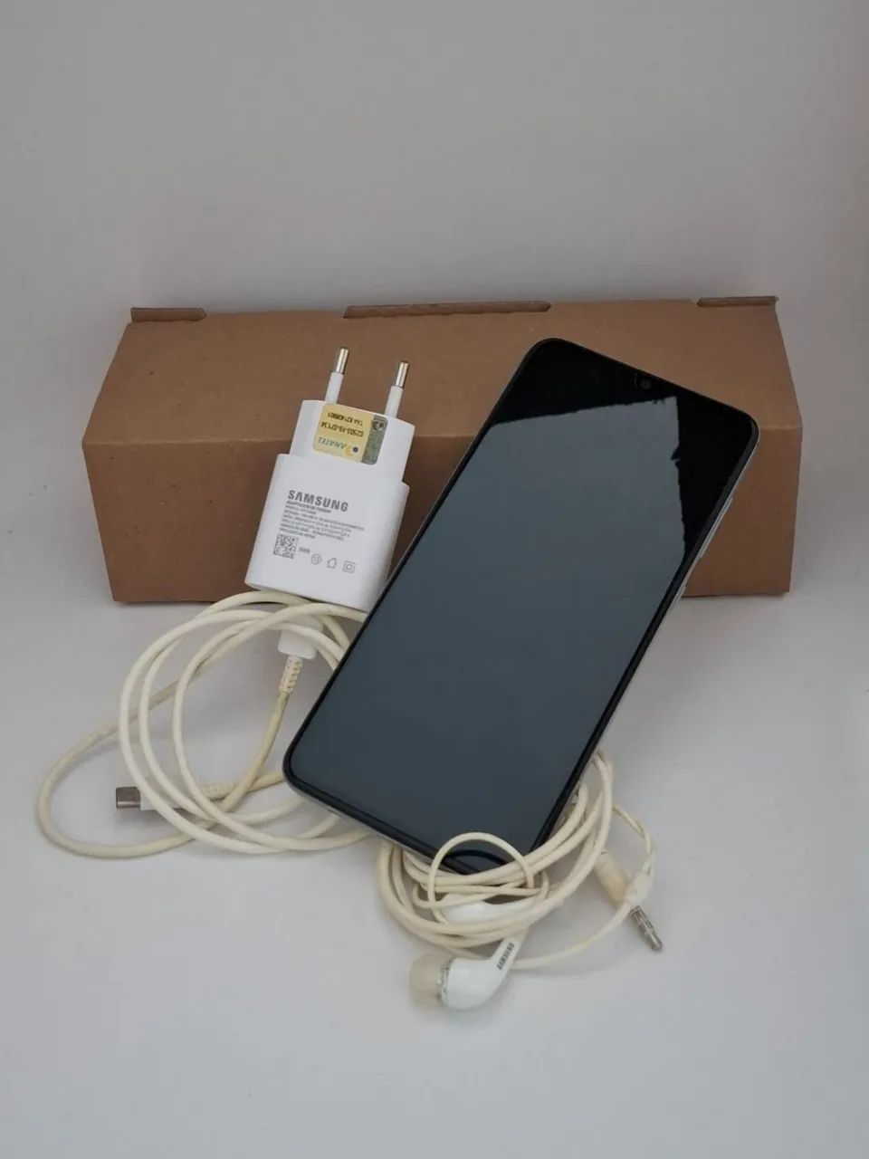 SAMSUNG GALAXY A70 - Foto 2