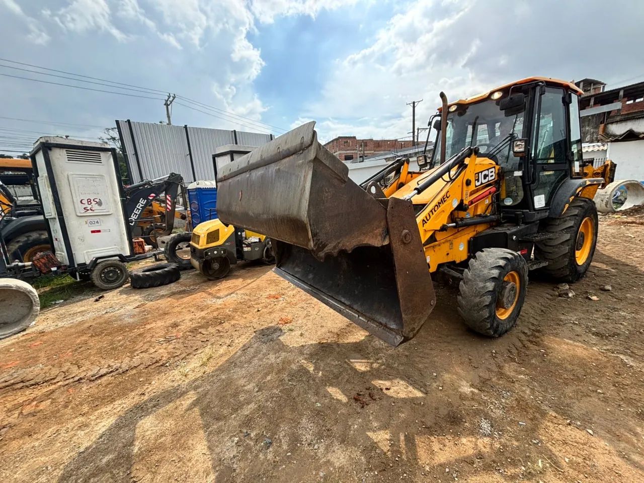Retroescavadeira JCB 3CX 2019 com 3ª função e caçamba hidráulica - Foto 3