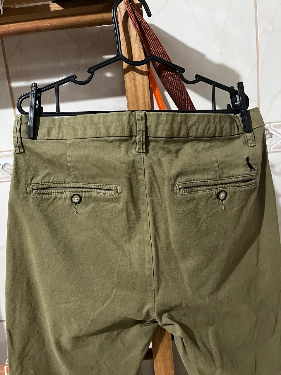 Calça Reserva Original Verde militar - Muito boa - Foto 2