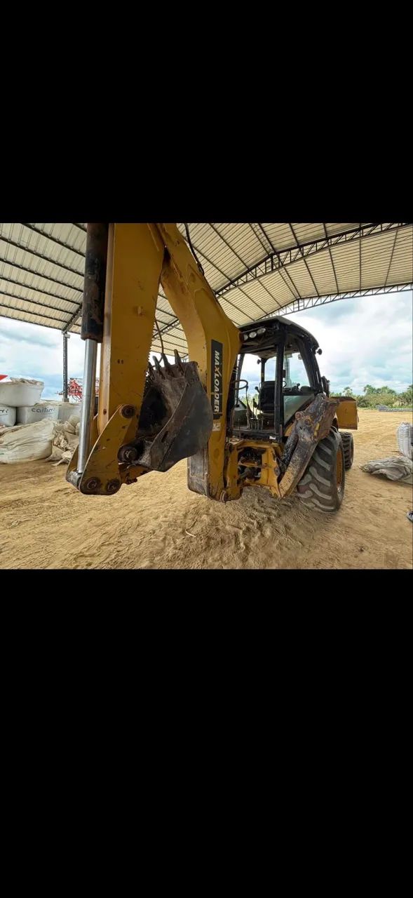 Retroescavadeira Maxloader 866H - Foto 2