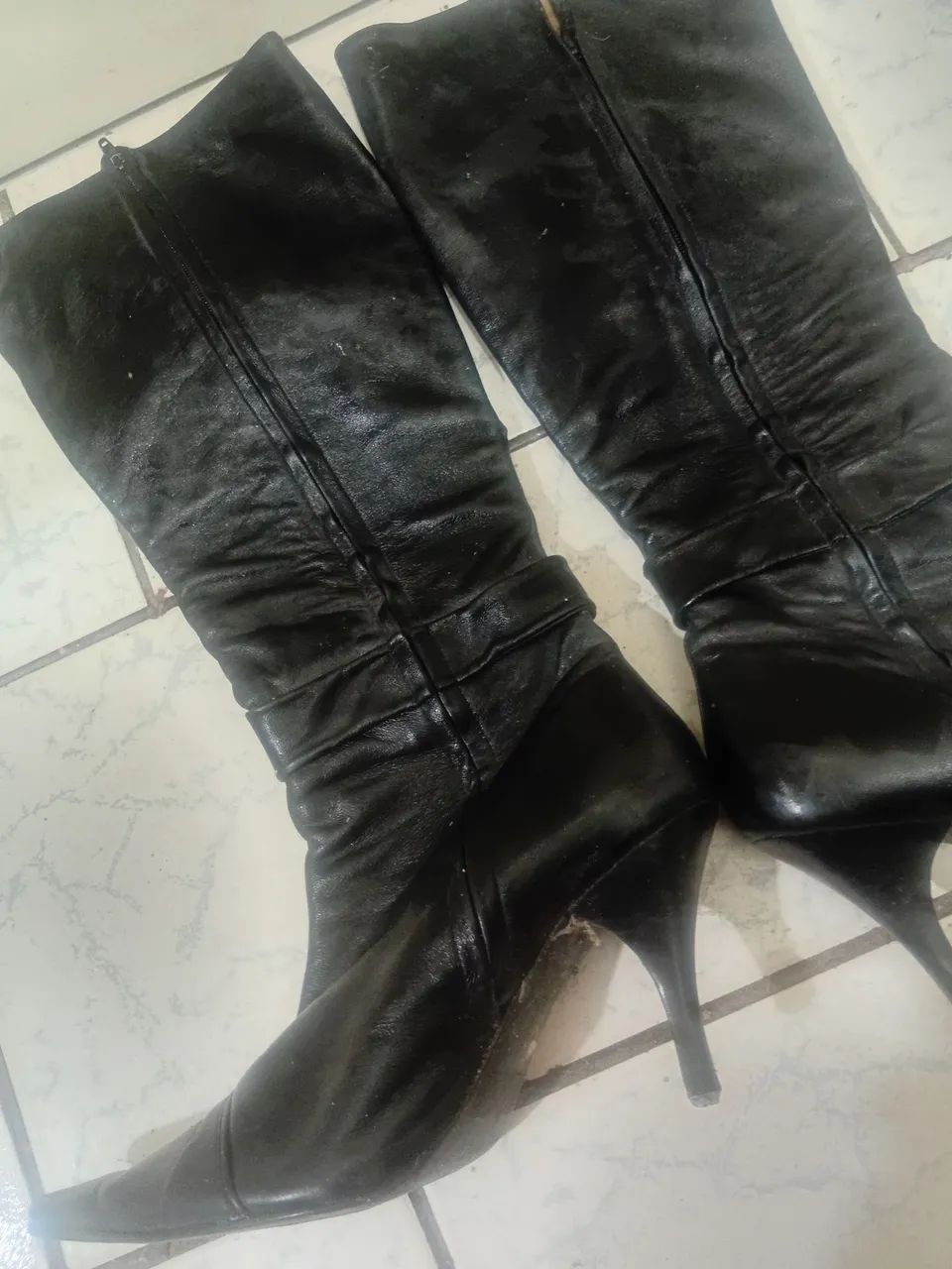 Bota de couro Cano Alto