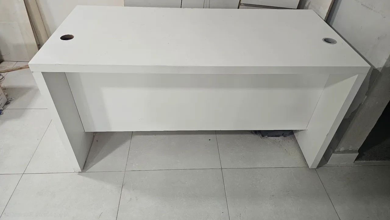 Mesa de escritório reforçada 1,64m de largura 