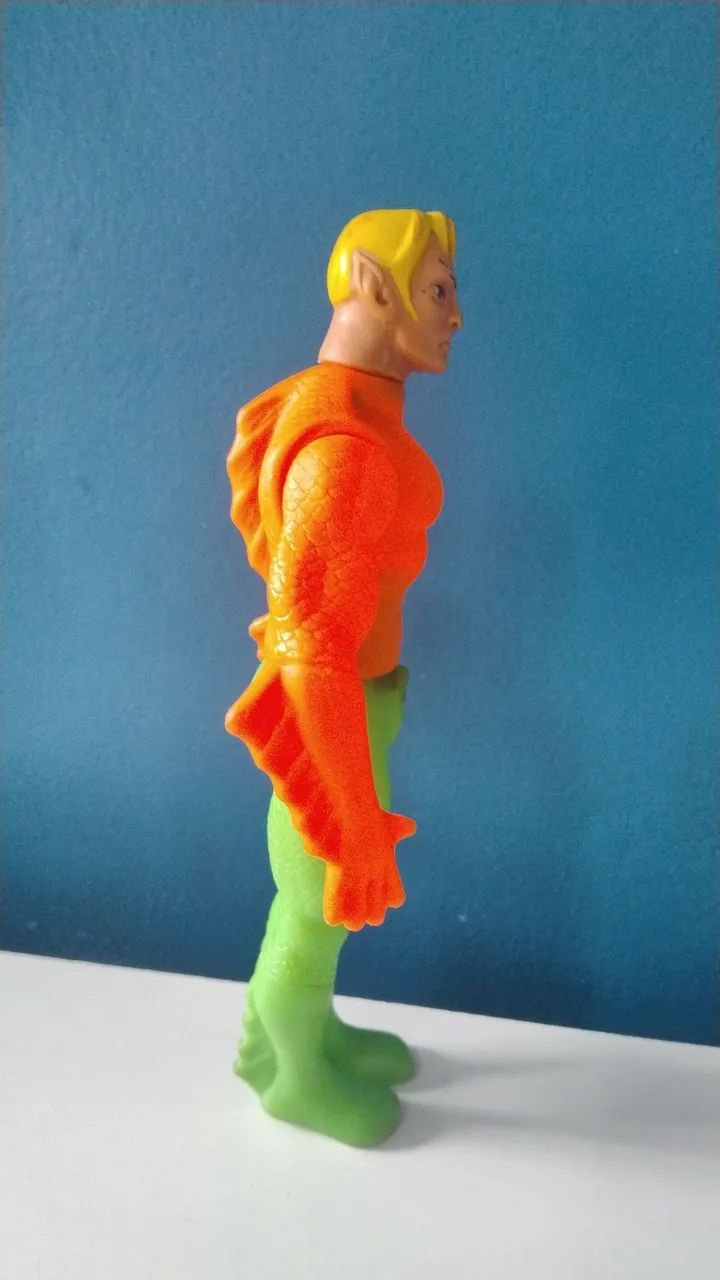 Boneco Aquaman de borracha antigo  - Foto 5