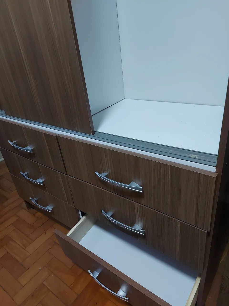 Guarda-roupa pequeno - Foto 5