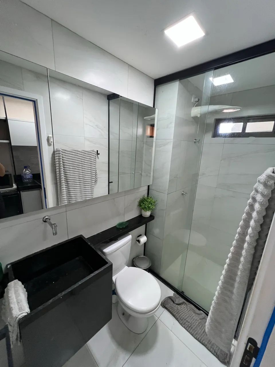FLAT MOBILIADO A 150 METROS DA PRAIA - Foto 4