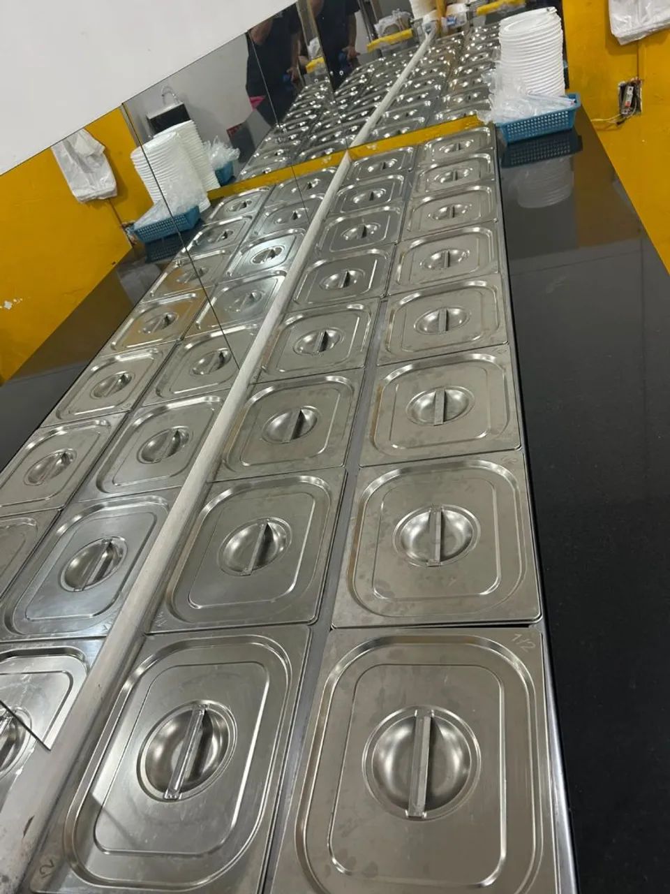 Buffet térmico 16 cubas ( inox)