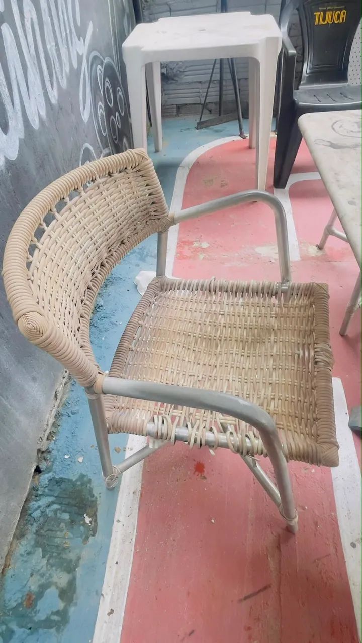Vendo jogo de mesa de mármore  - Foto 4