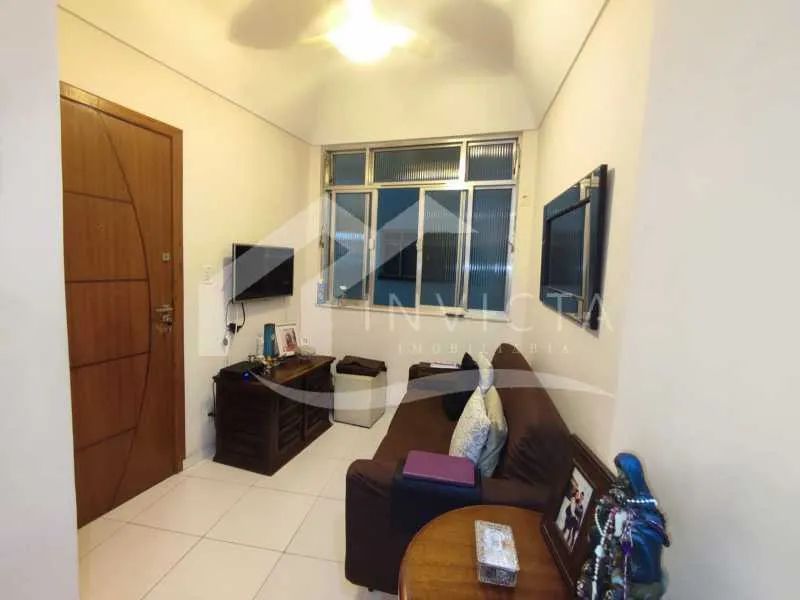 MARAVILHOSO QUARTO E SALA NO POSTO 2!!!