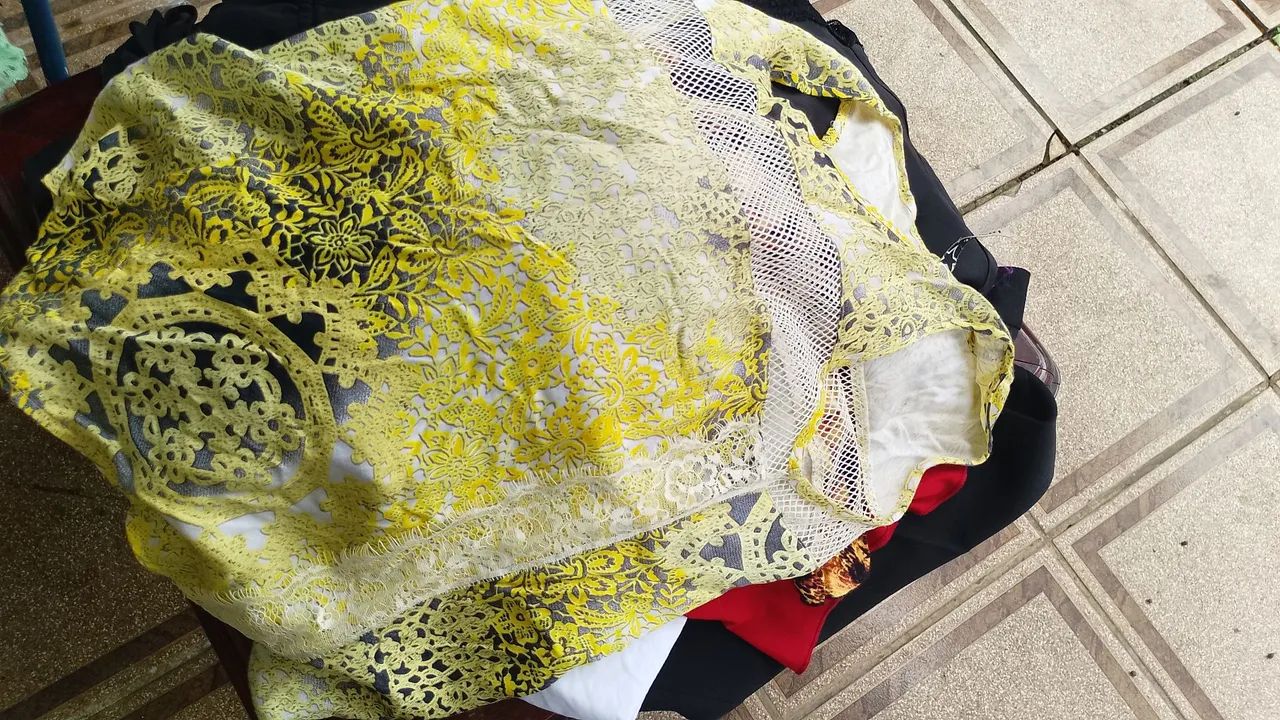 Lote de roupas  - Foto 2
