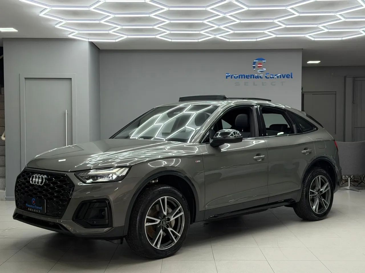 Audi Q5 SB P Black. 2.0 TFSIe S.tr. QT (hib.) 2024