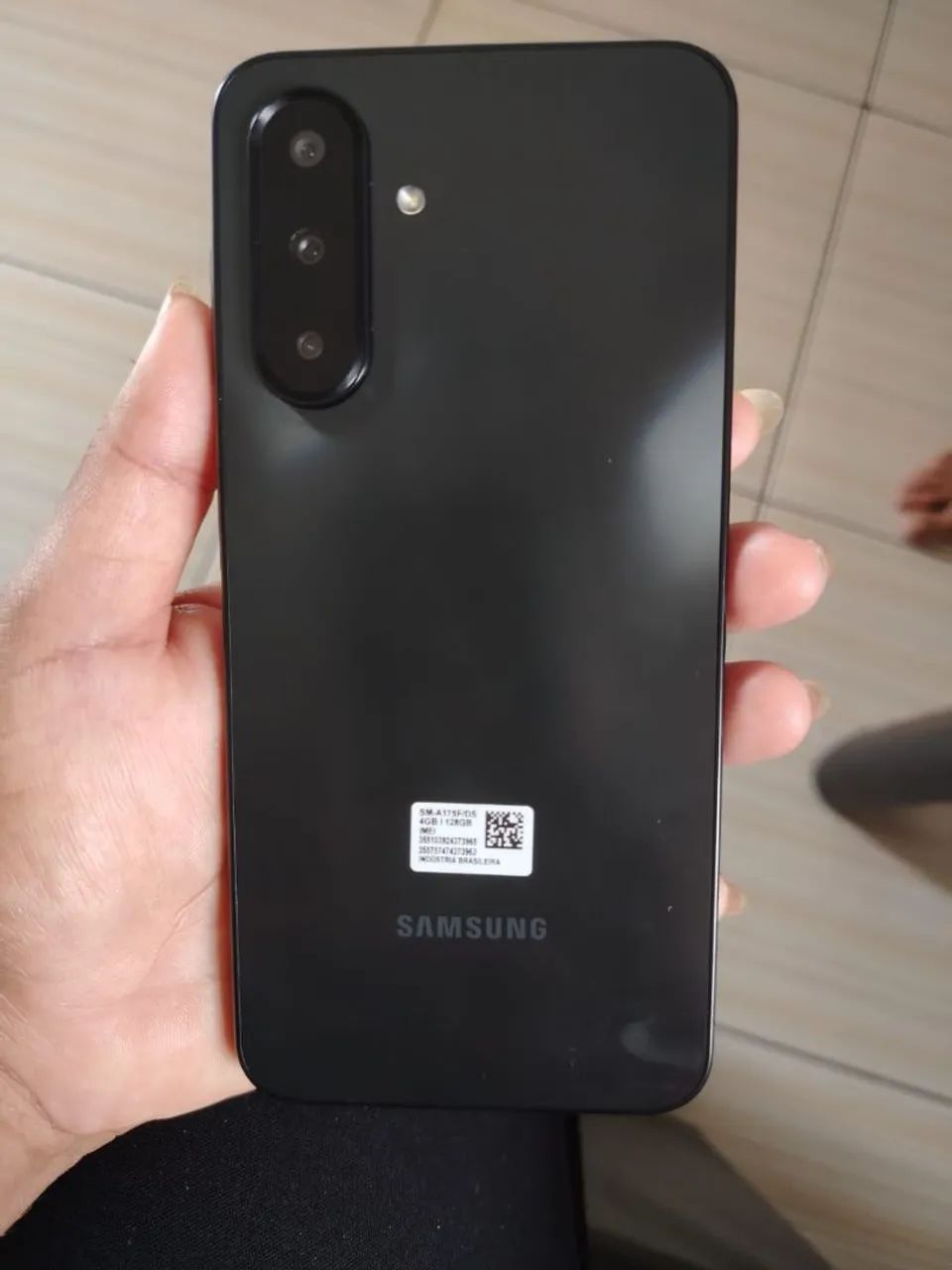 Vendo galaxy A17  - Foto 5