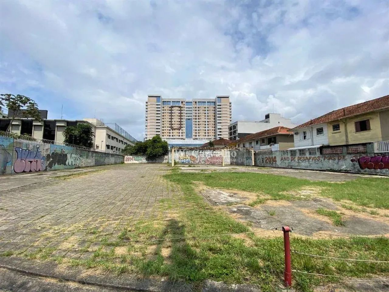 TERRENO PRONTO PARA EDIFICAÇÃO ( Excelente localização & Produto raro ) - Foto 3