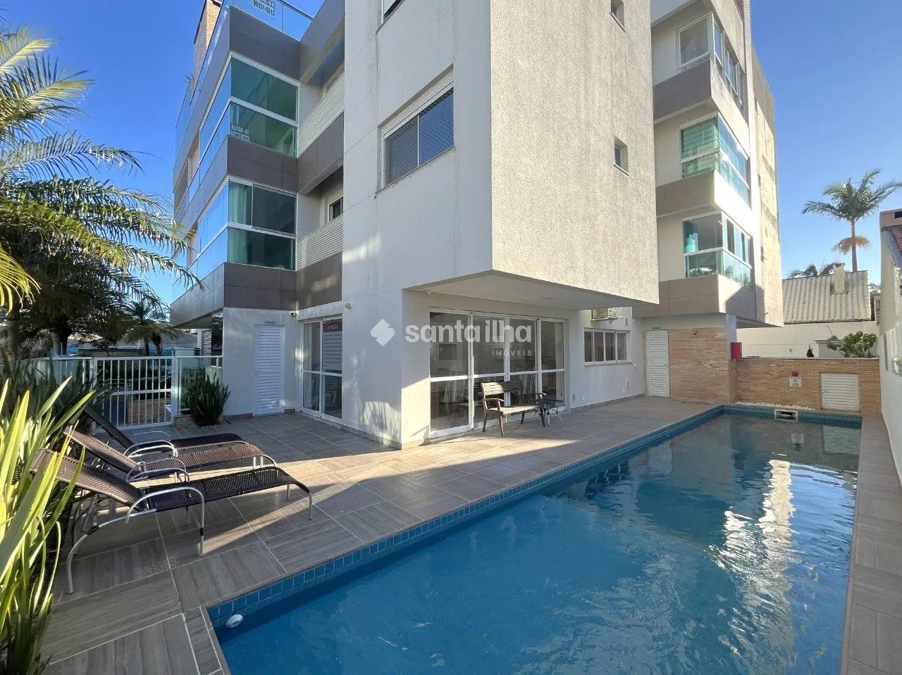 Apartamento com 3 quartos para alugar, 120m² - Campeche, Florianópolis