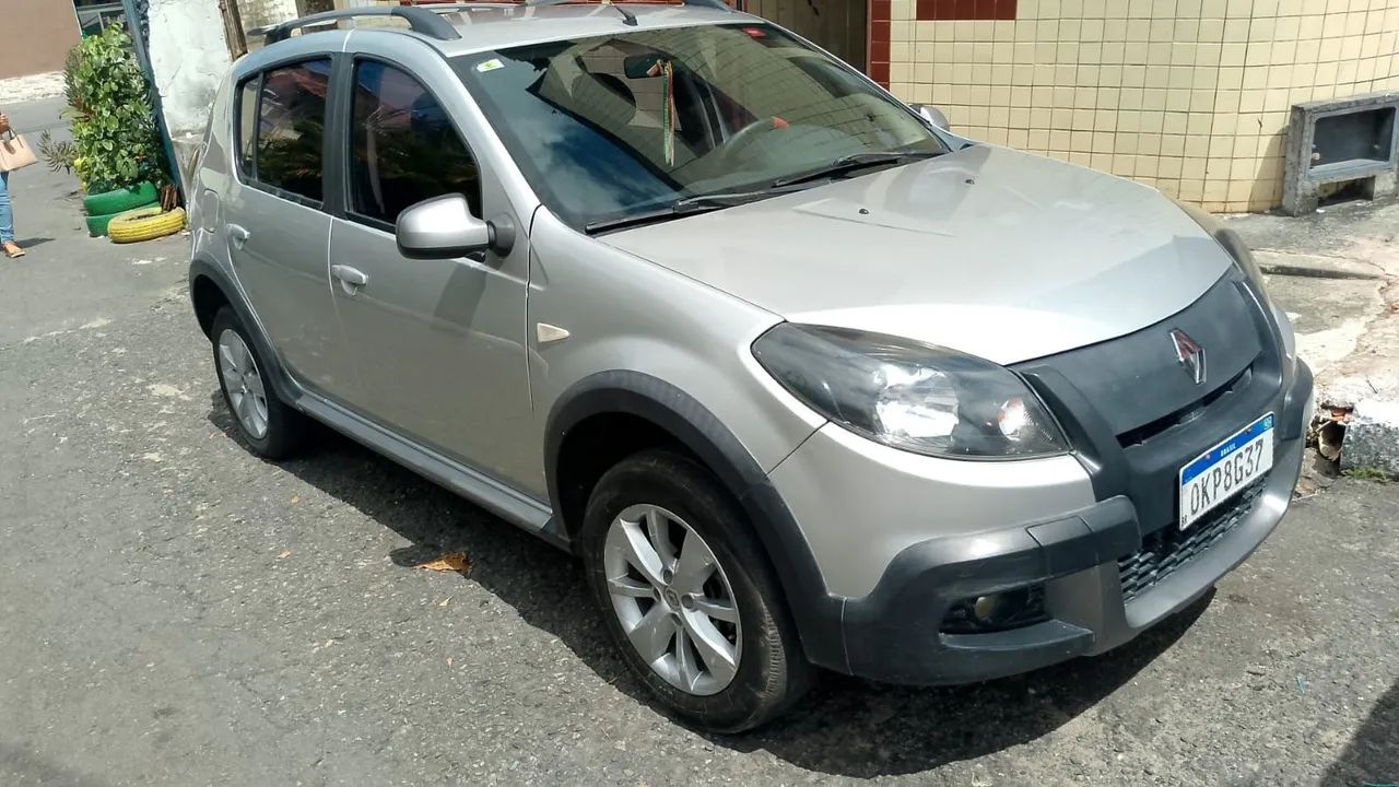 Renault Sandero SANDERO STEPWAY Hi-Power 1.6 8V 5p 2013