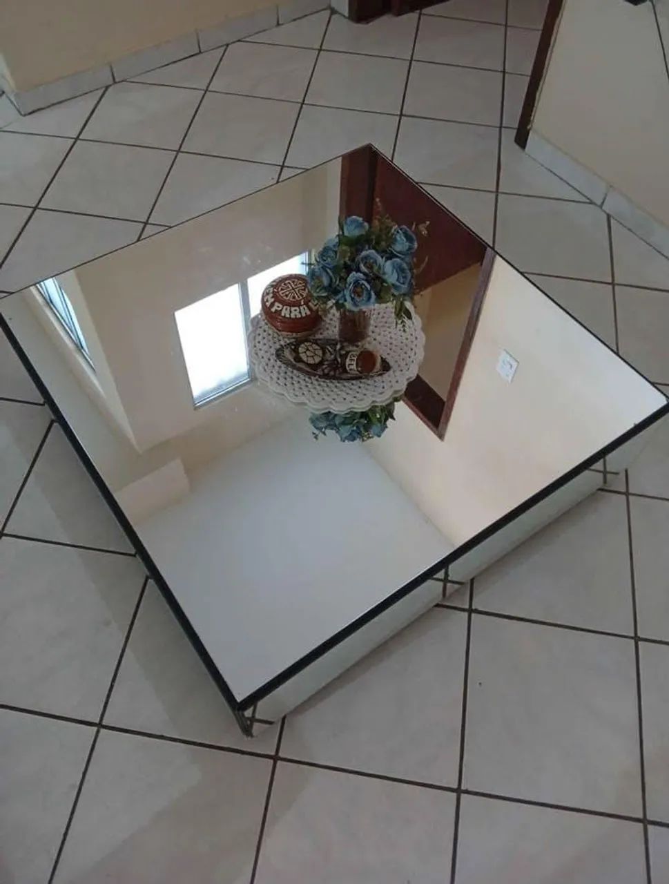 Vendo centro de sala em ótimo estado.