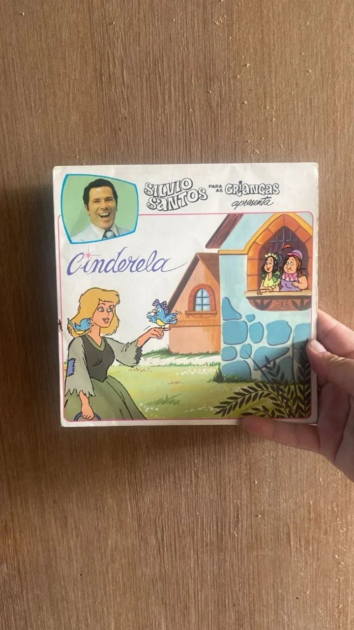 Compacto disquinho de vinil Cinderela historinhas do Silvio Santos 