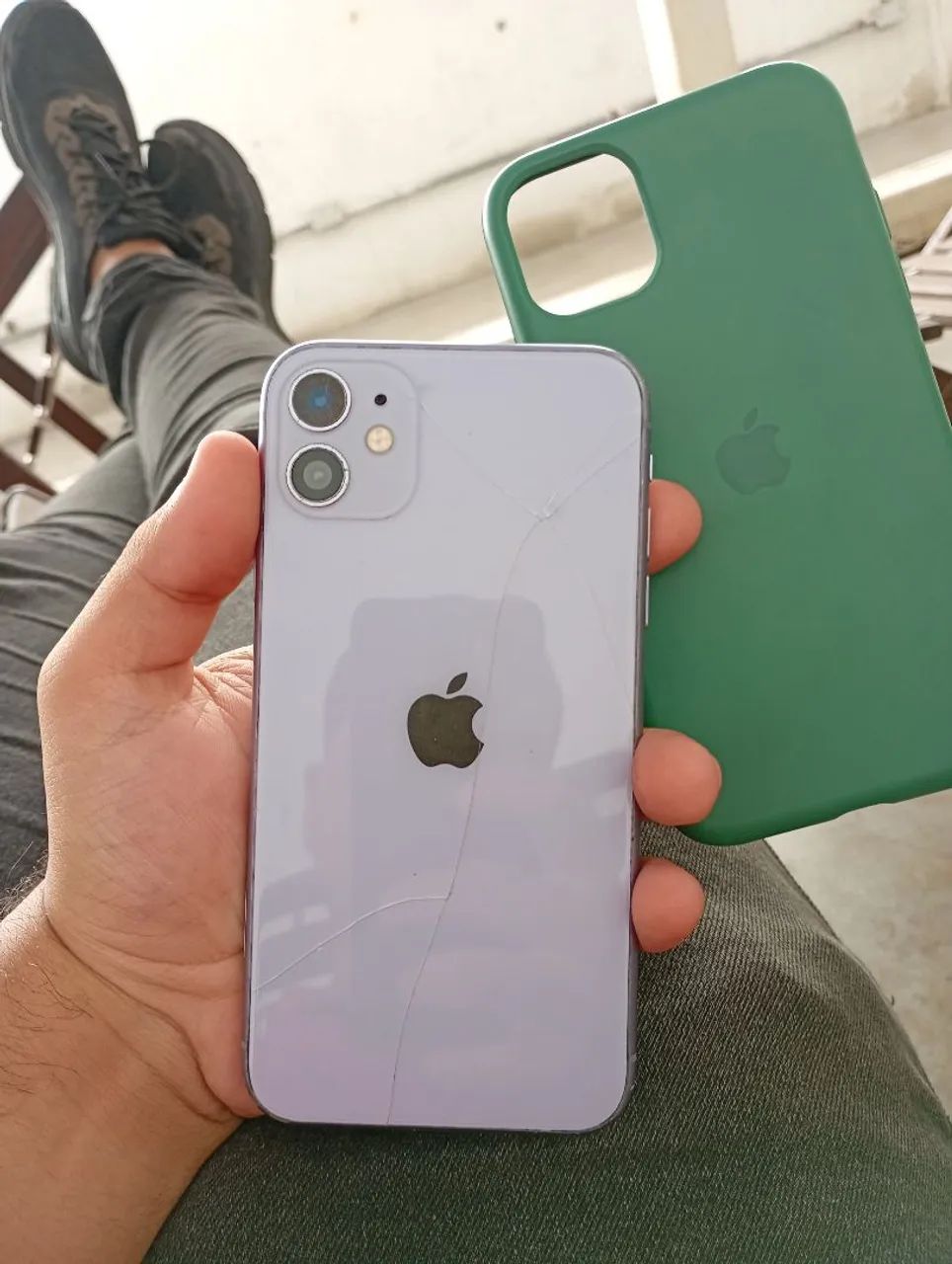 iPhone 11 Verde 64gb - Foto 2