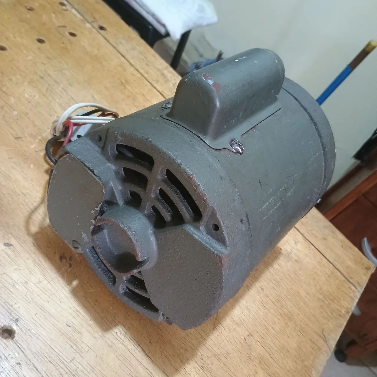 Motor Weg 1CV alta rotação.