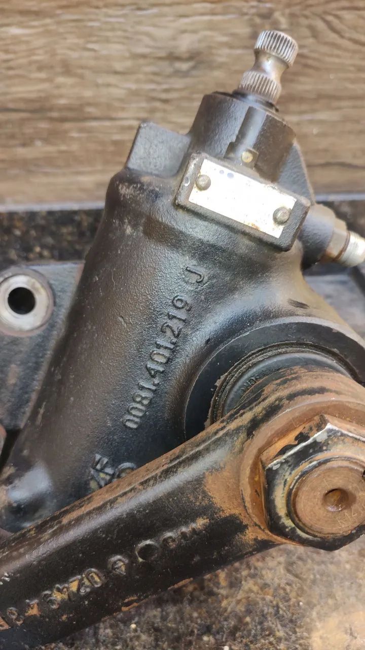Caixa de direção vw 8120  *) - Foto 2