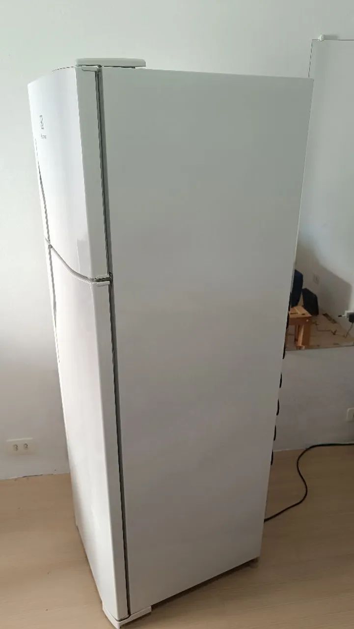 Geladeira Duplex Electrolux DC35A - Foto 2