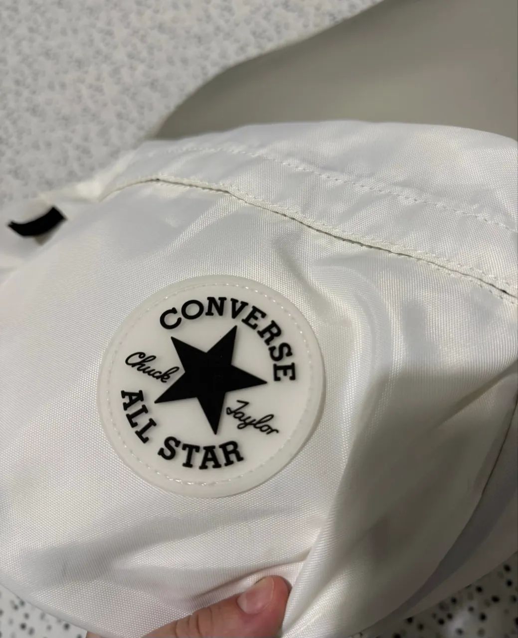 Mochila Converse branca com transparência  - Foto 3