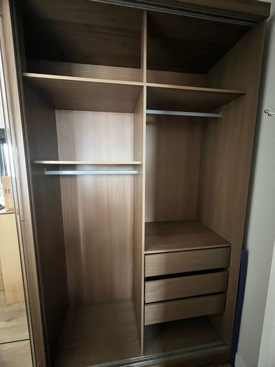 Guarda-roupa casal 2,65m com espelhos - Bem conservado - Foto 4