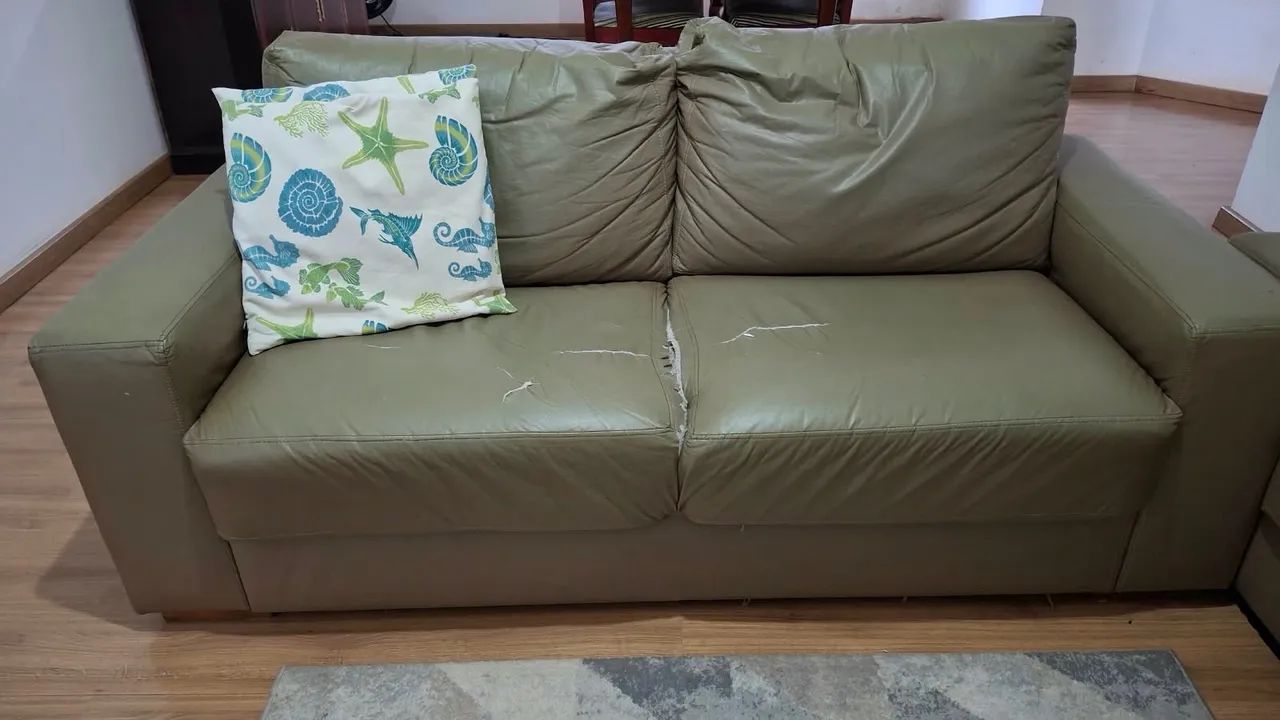 Conjunto 2 Sofás 2,50m e 1,80m - Madeira Maciça - Foto 2