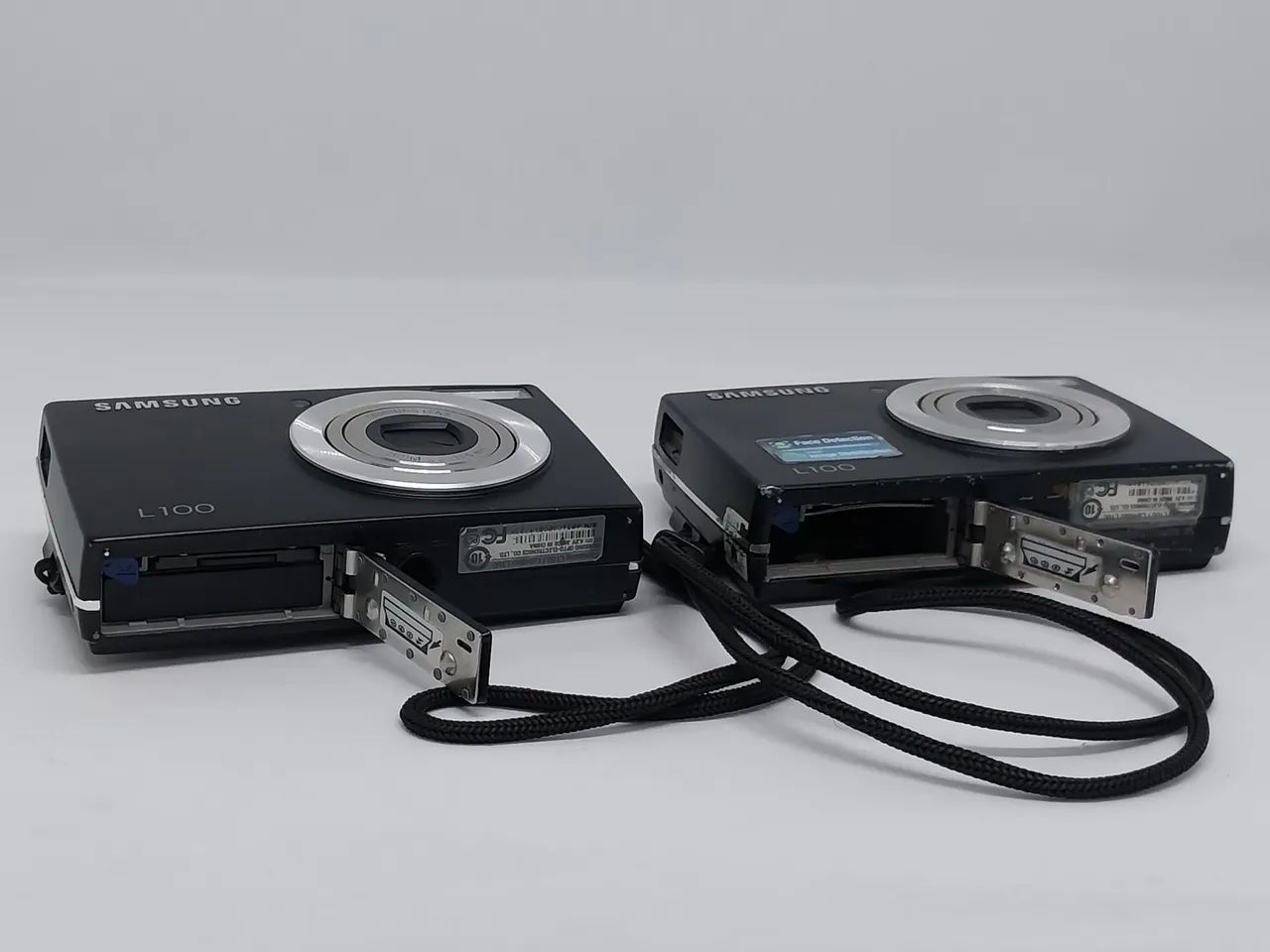 2 Câmeras digitais Samsung L100 funcionando mas com defeito com bateria- cartão-capa - Foto 4