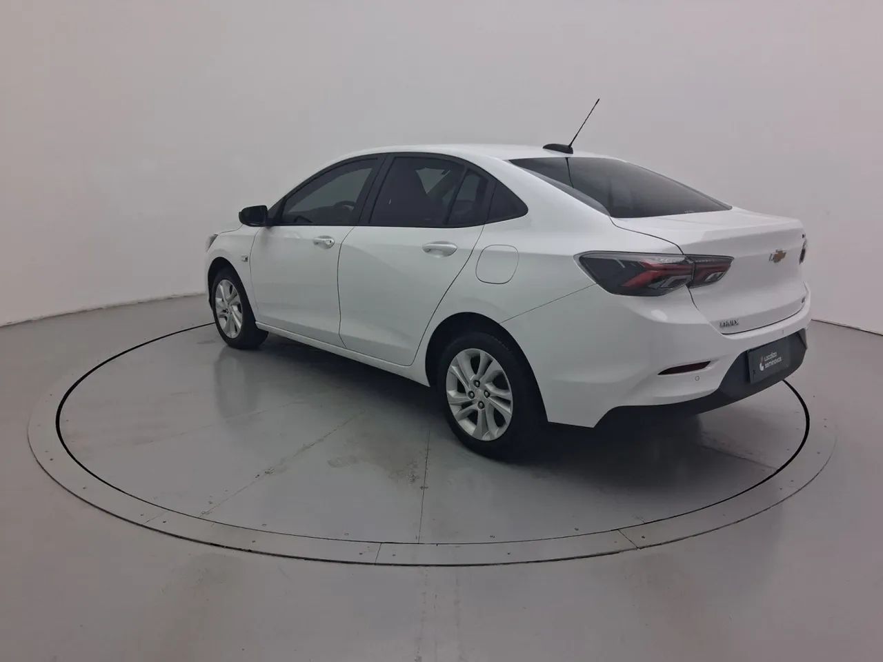 Chevrolet Onix Hatch LTZ 1.4 8V Flex Power Aut. 4P, foto 3 de 18