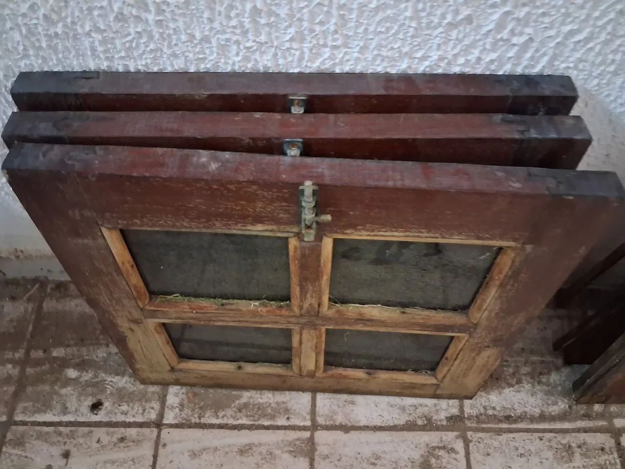 Basculantes de madeira maciça  - Foto 2
