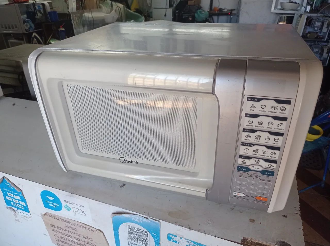 Microondas midea 30 litros  - Foto 2
