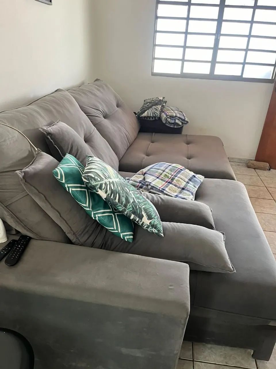 Vendo Sofá semi novo  - Foto 4