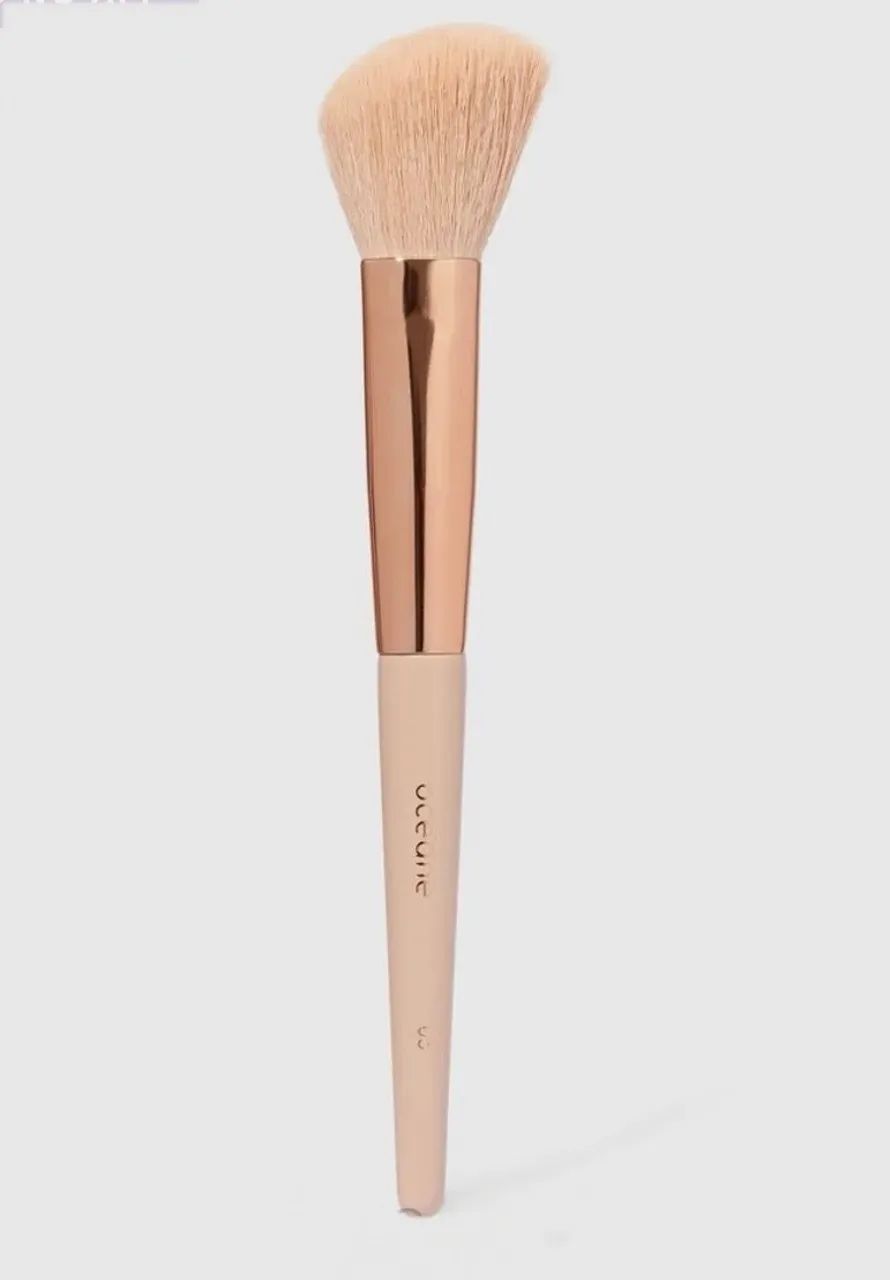 Pincel para blush chanfrado 