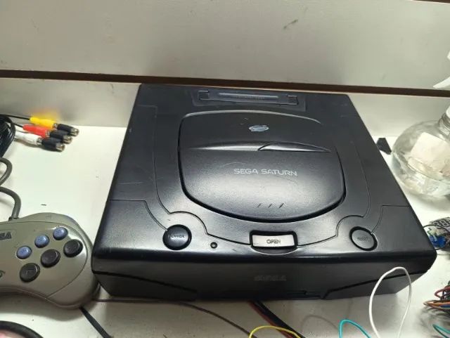 sega Saturn tectoy Com fenrir + 64gb Com Cabo E Controle - Foto 2