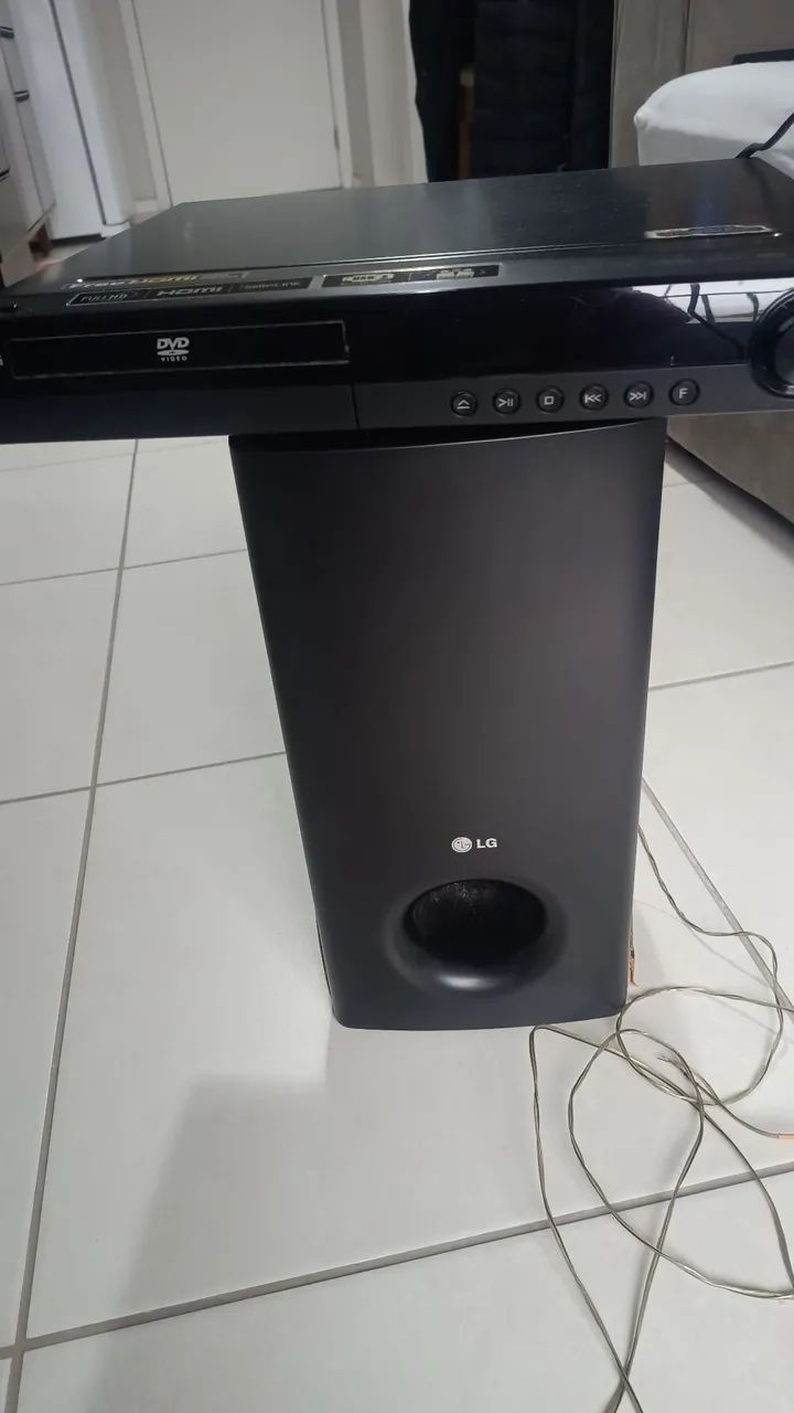 Home Theater LG com 6 caixas 