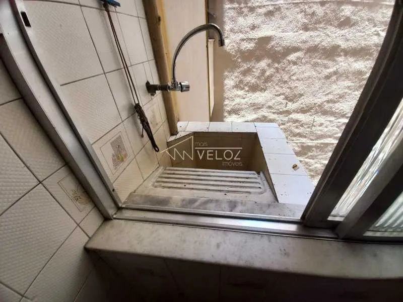 Apartamento : / Residencial / Centro