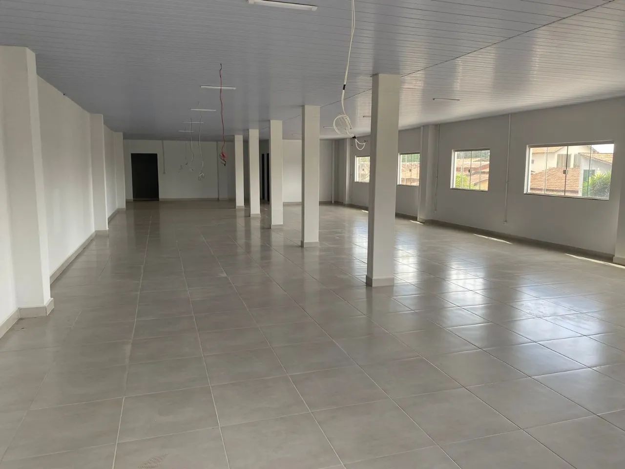 Galpão Av. Liberdade, 450m², Setor Garavelo.