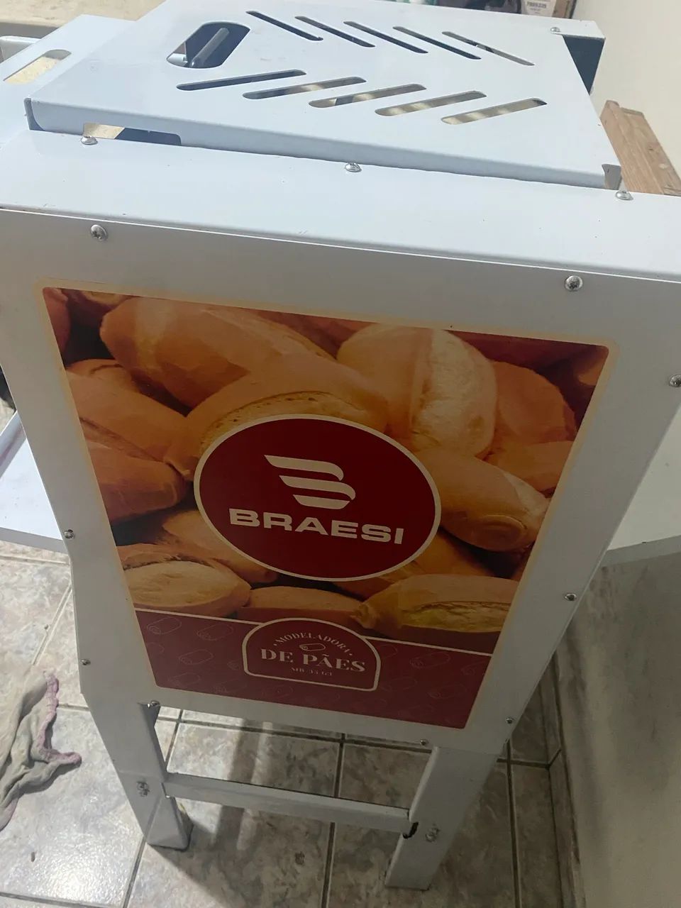 Modeladora de Pães Braesi MB-35/1 G3
